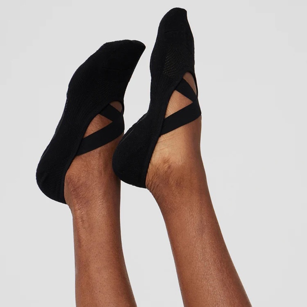 ALO Women's Pivot Barre Sock